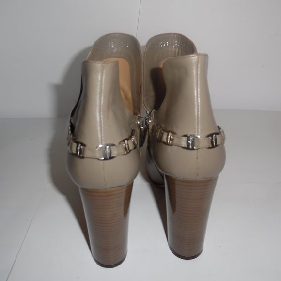 Salvatore Ferragamo Cut Out Ankle Maka Chain Boots - Picture 14 of 14